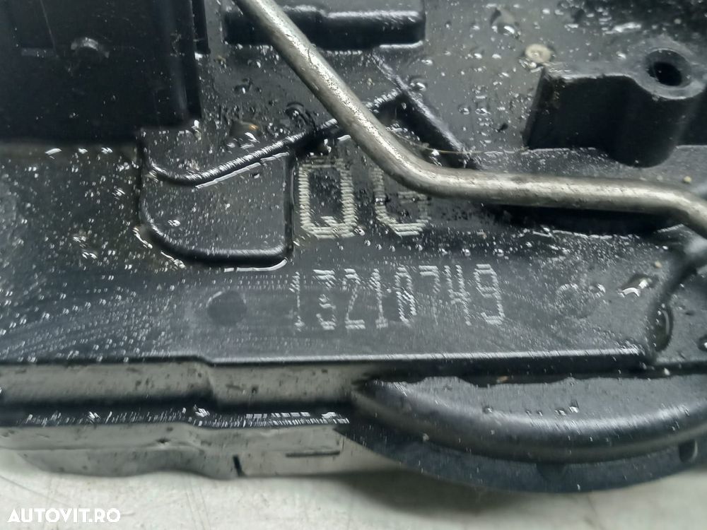 Broasca usa dreapta fata 13210749 Opel Astra H [2004 - 2007] - 3