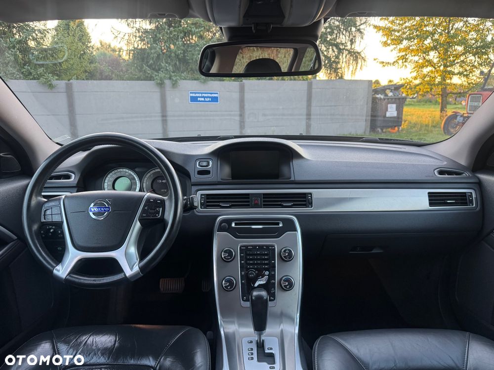 Volvo XC 70 D5 AWD Geartronic Summum - 27