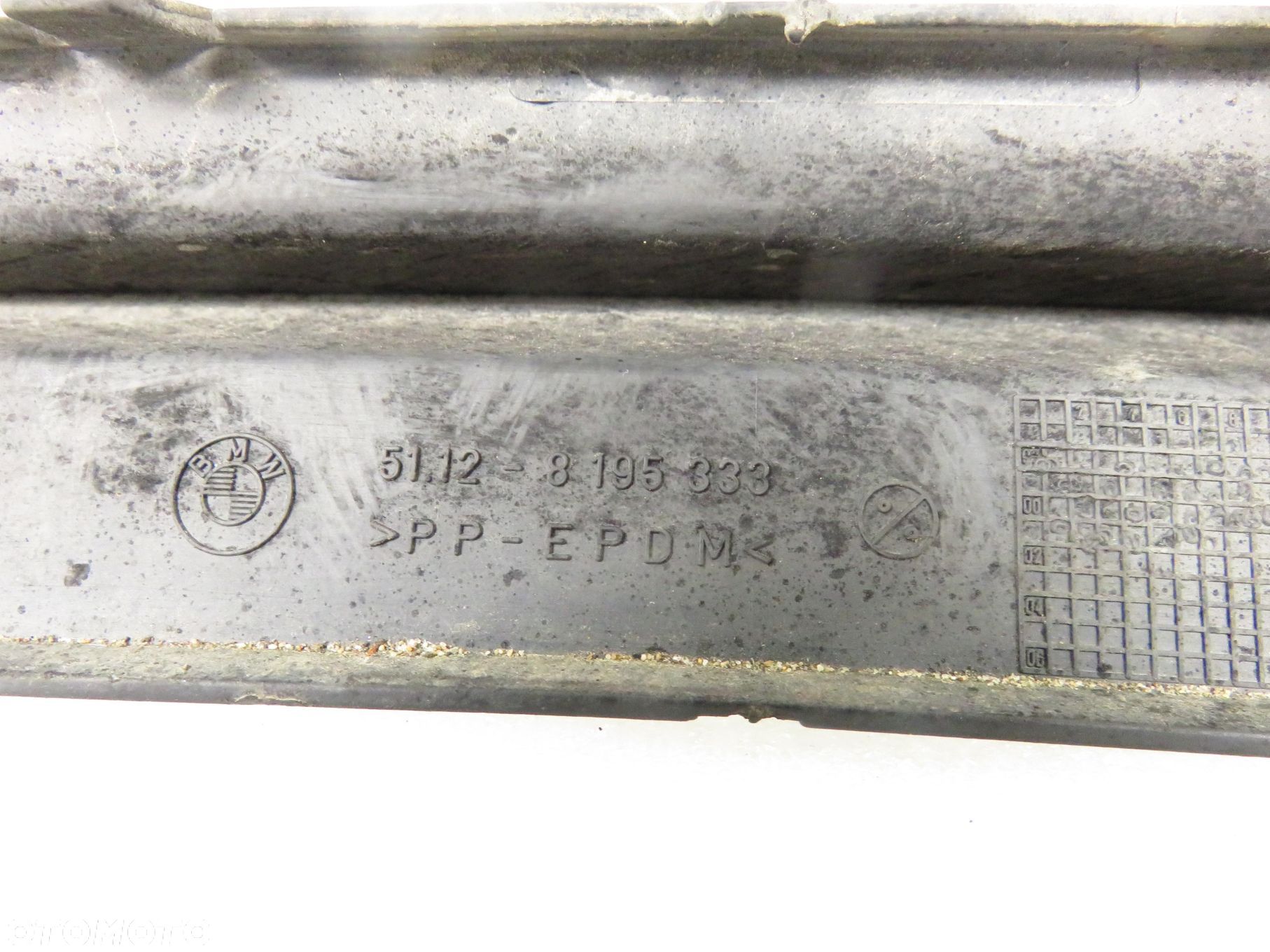 LISTWA ZDERZAKA TYŁ BMW E46 8195333 - 6