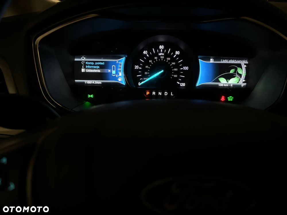 Ford Mondeo - 14