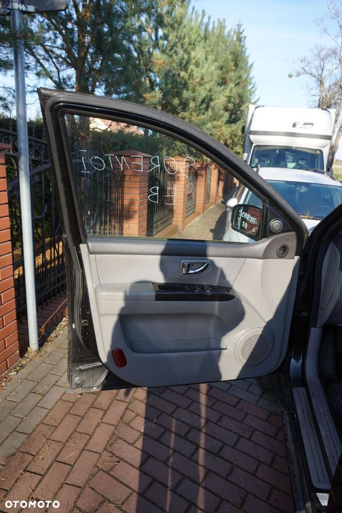 DRZWI PRZEDNIE LEWE SORENTO I LIFT EB  CZARNY KIA 2007-2009 - 5