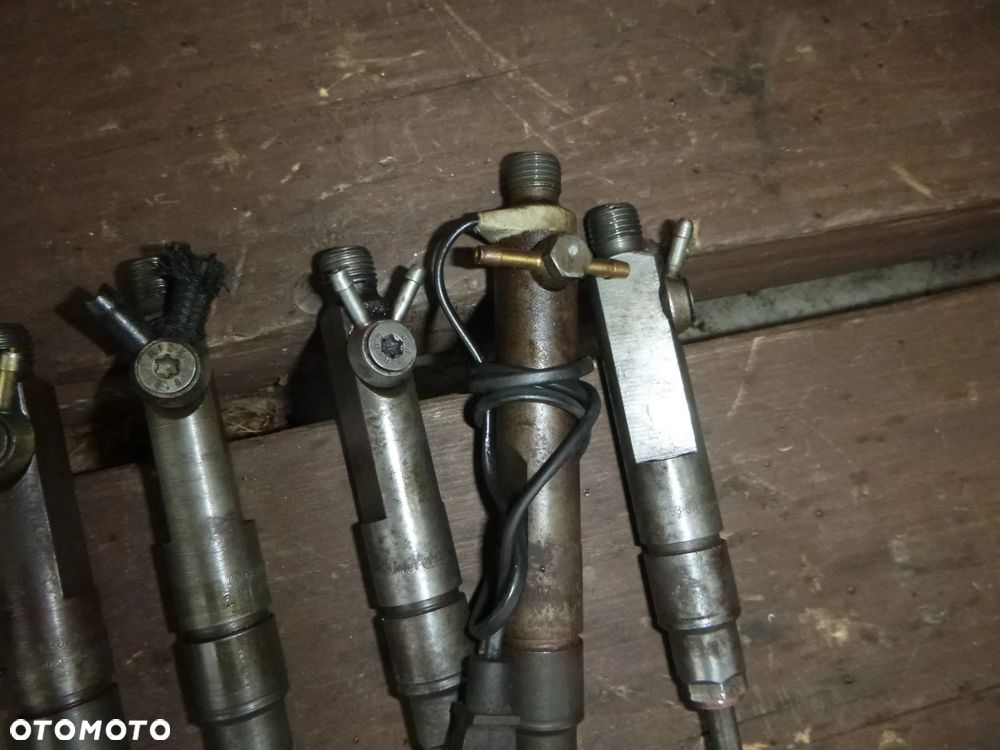 WTRYSKIWACZE VW LT T4 VOLVO 2,5TDI SPRAWDZONE IGŁA - 4