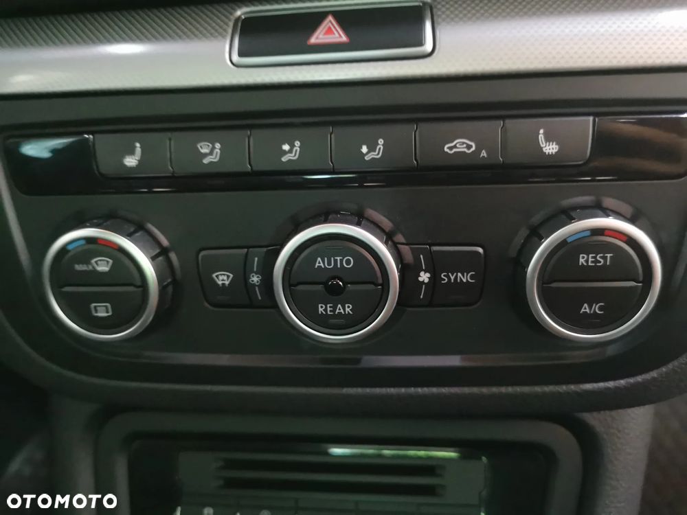 Volkswagen Sharan - 18