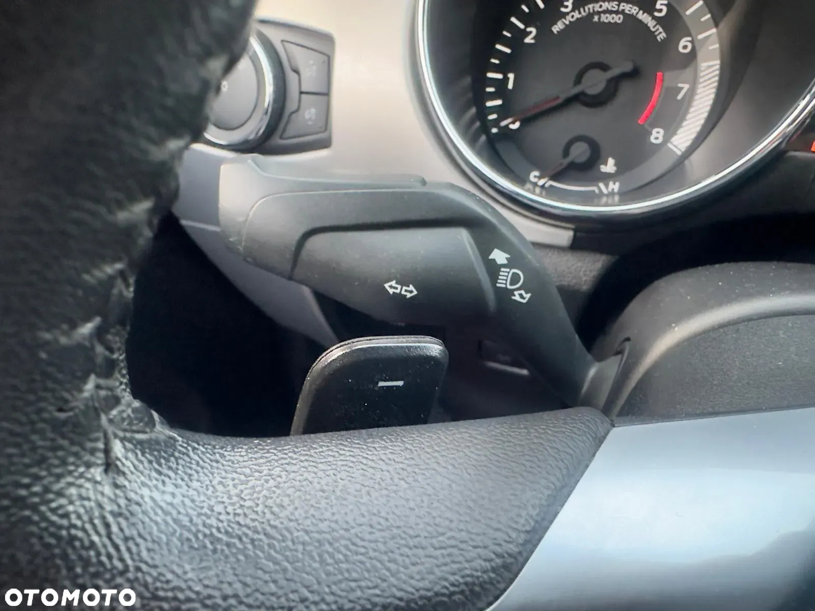 Ford Mustang 5.0 V8 GT - 23