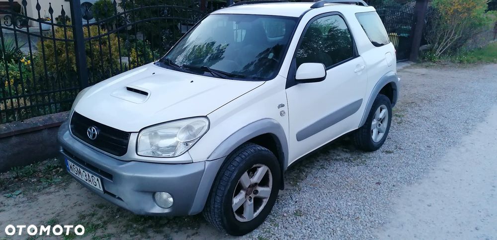 Toyota RAV4 D-4D 4x4 - 3