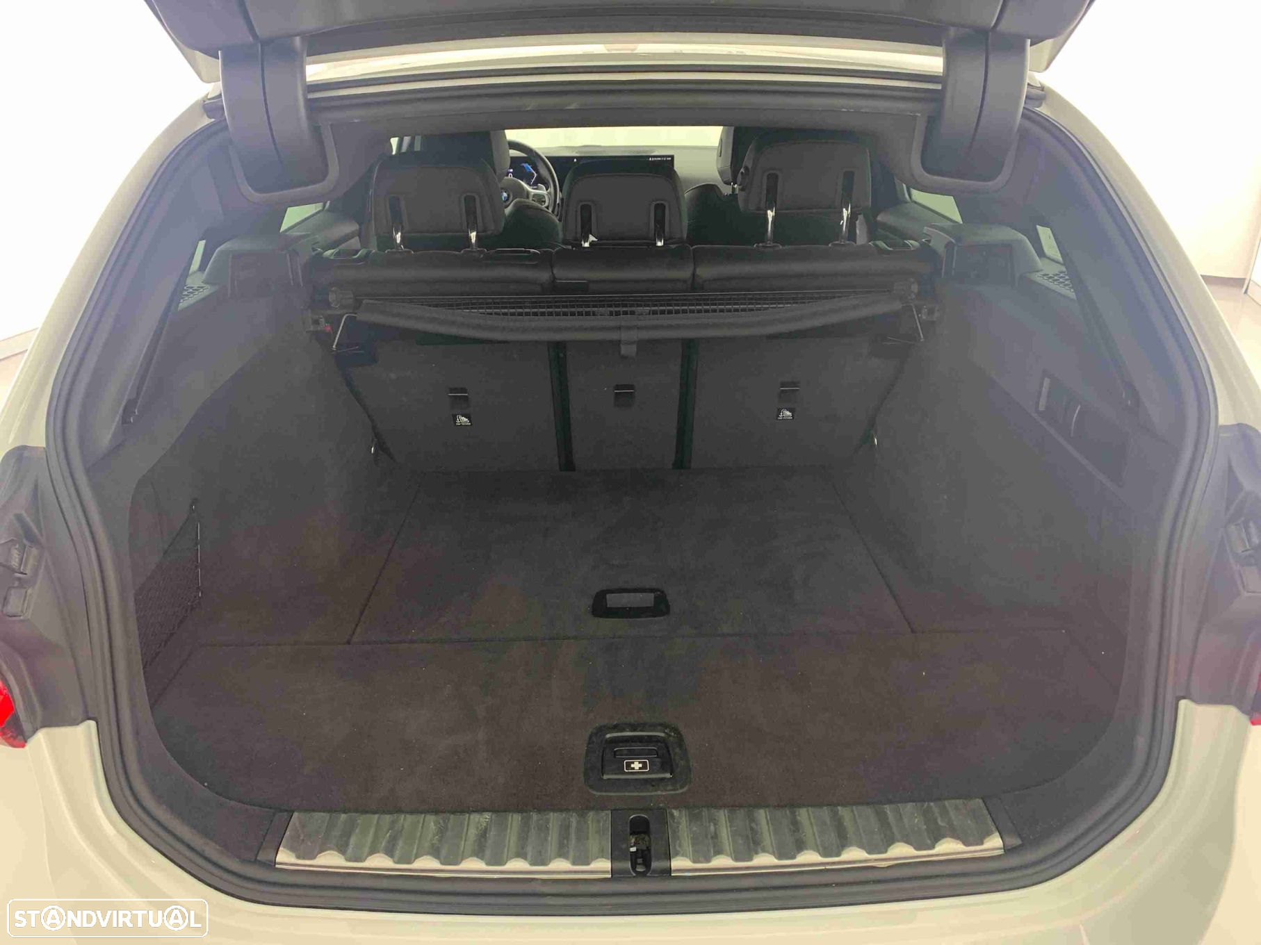 BMW 320 d Touring Pack Desportivo M Auto - 14