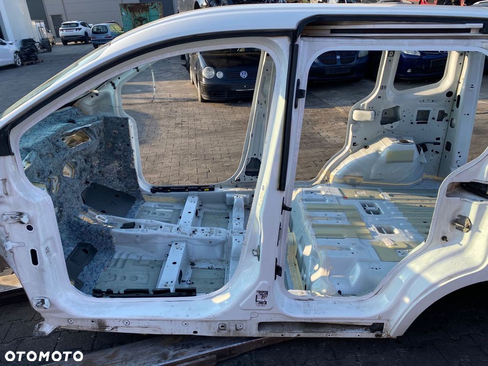 PRÓG LEWY SŁUPEK FORD TRANSIT TOURNEO COURIER 2020 B460 - 1