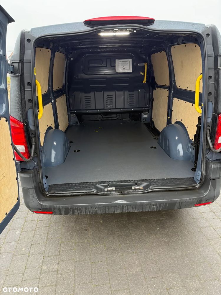 Mercedes-Benz VITO - 3