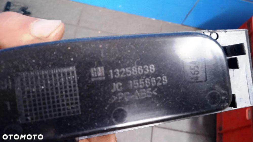 Osprzęt mechanizmy podnoszenia szyb drzwi lewy przód i tył klamka Opel Astra J IV - 5