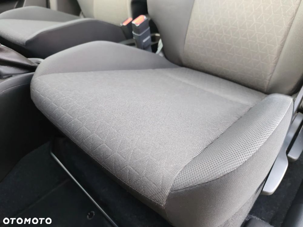 Suzuki Swift 1.2 Dualjet SHVS Premium Plus CVT - 13