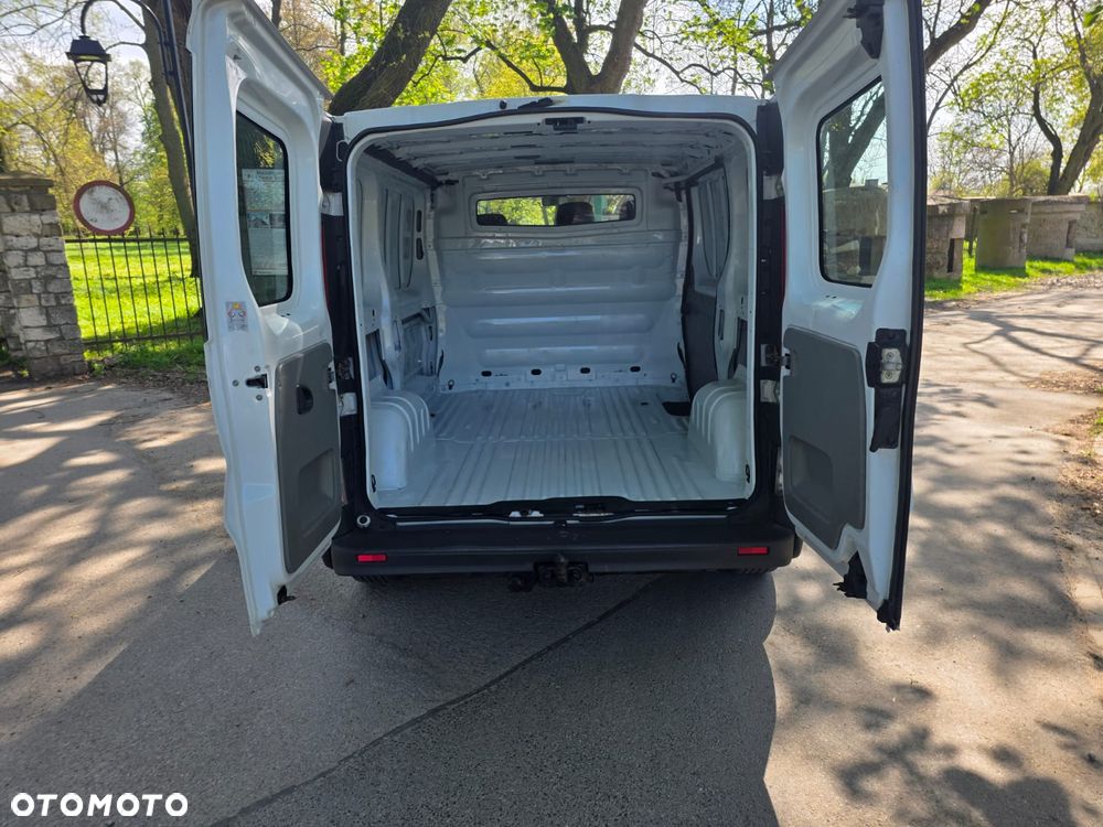 Opel Vivaro - 9