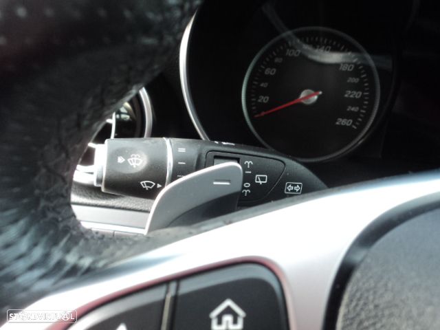 Mercedes-Benz C 350 e T 7G-TRONIC AMG Line - 27