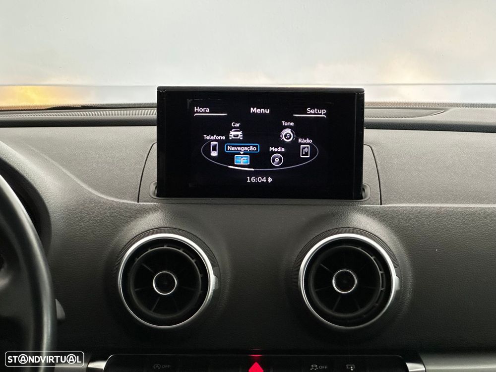 Audi A3 Sportback 1.6 TDI Advance Ultra - 17