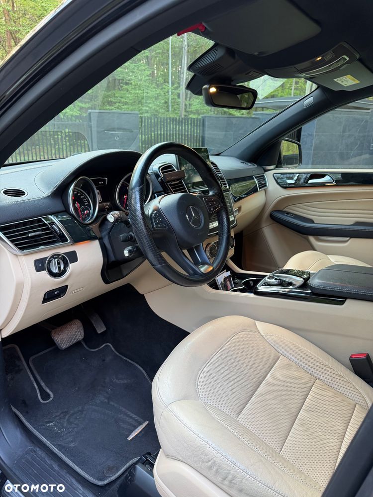 Mercedes-Benz GLE - 7