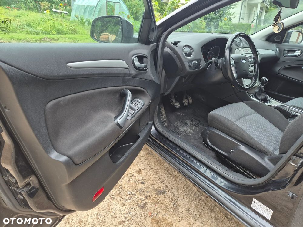 Ford Mondeo 2.0 Viva Titanium - 10