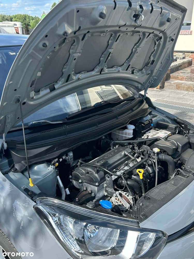 Hyundai i20 - 11