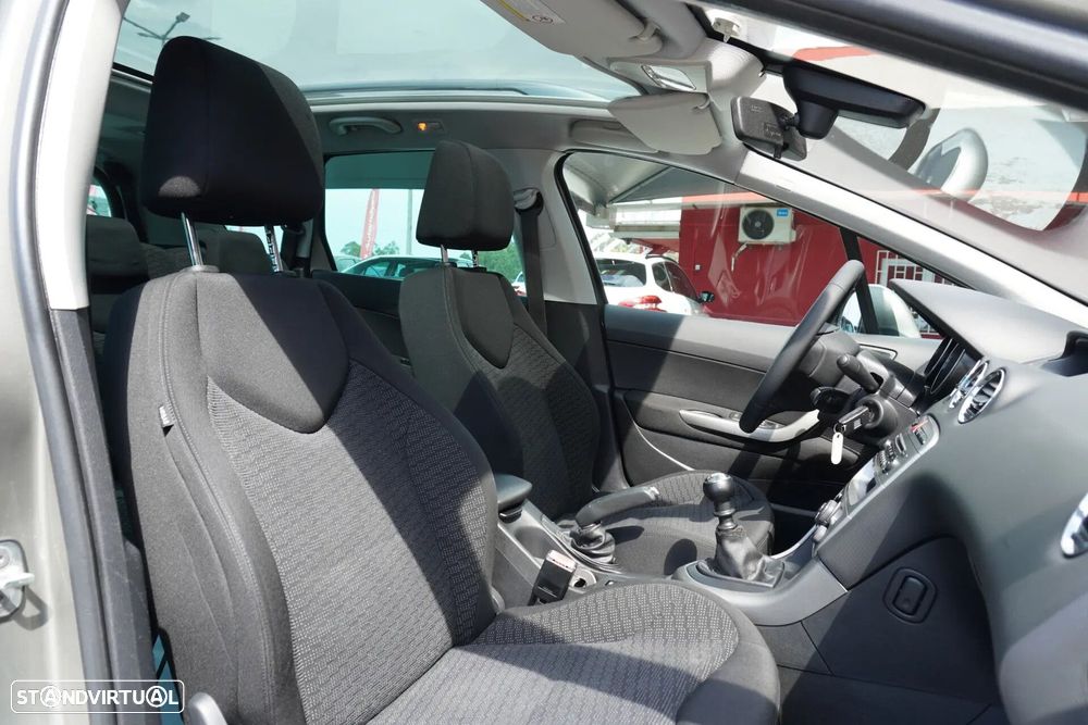 Peugeot 308 SW 1.6 HDi Executive CVM6 - 14