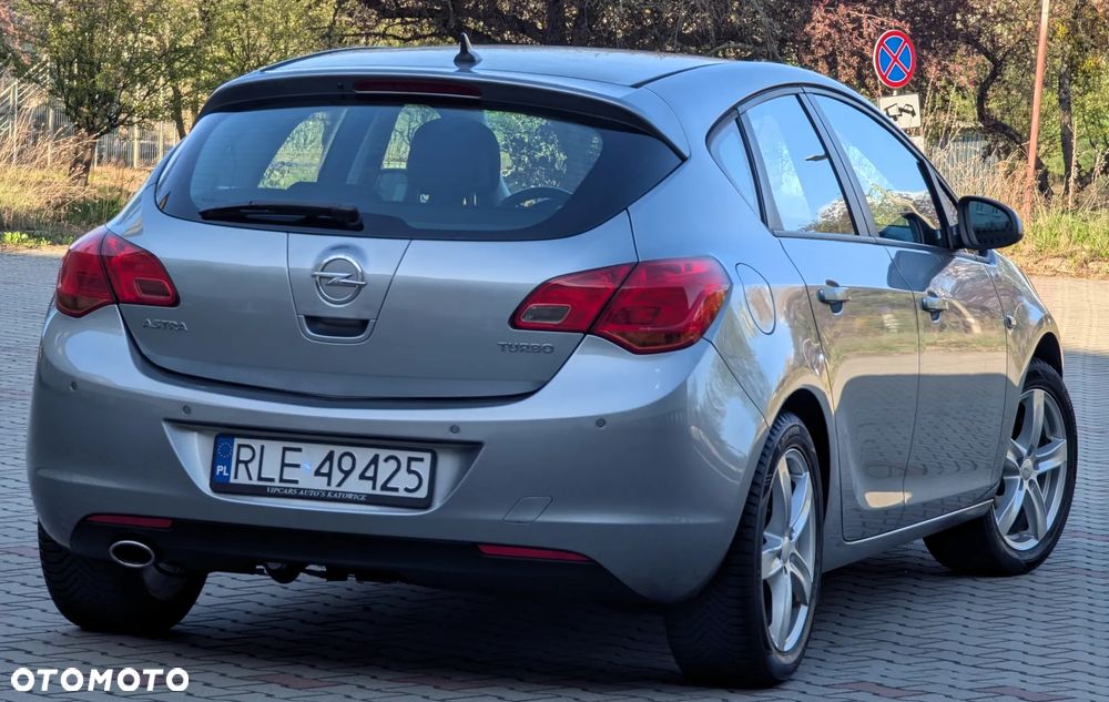 Opel Astra 1.4 T Sport - 30