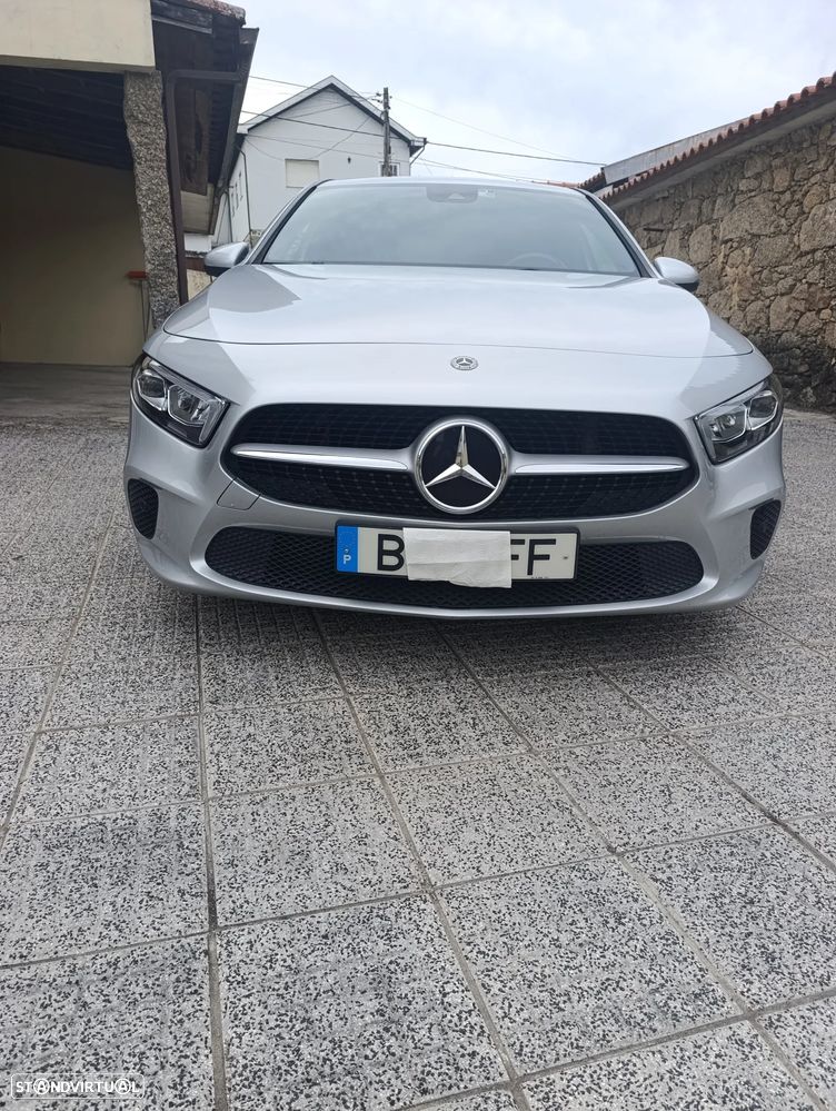 Mercedes-Benz A 180 d 7G-DCT - 2