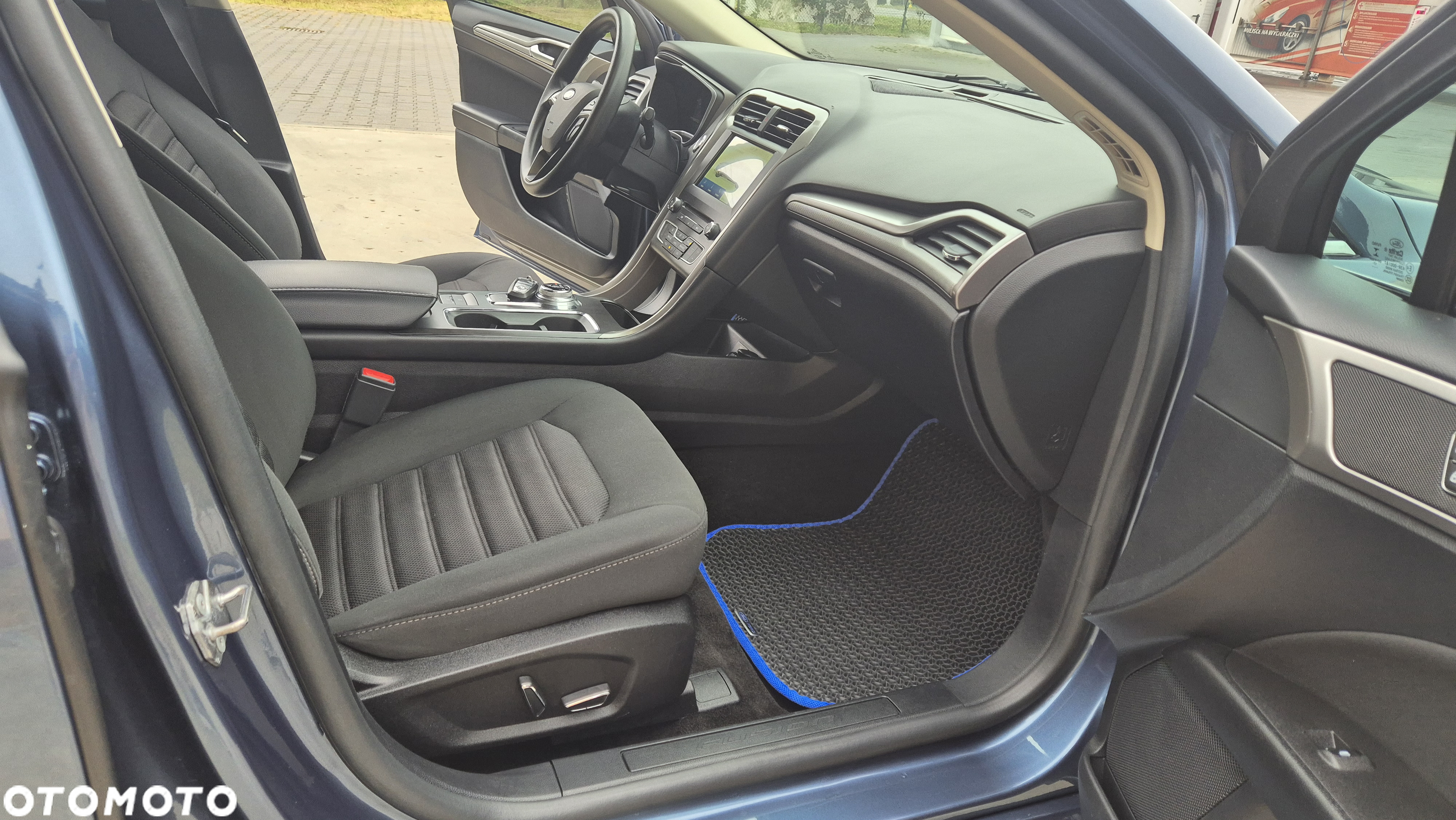 Ford Fusion - 20