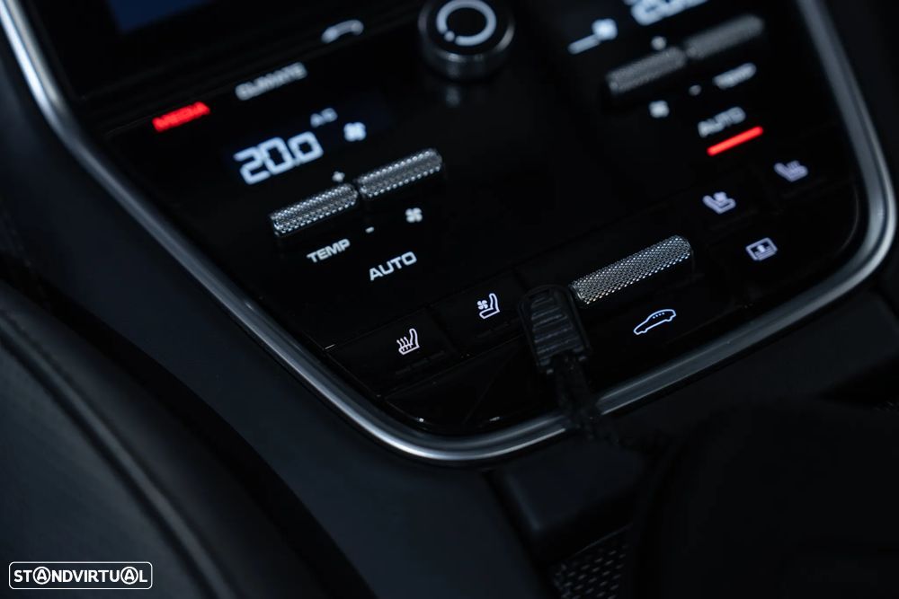 Porsche Panamera Turbo S E-Hybrid - 58