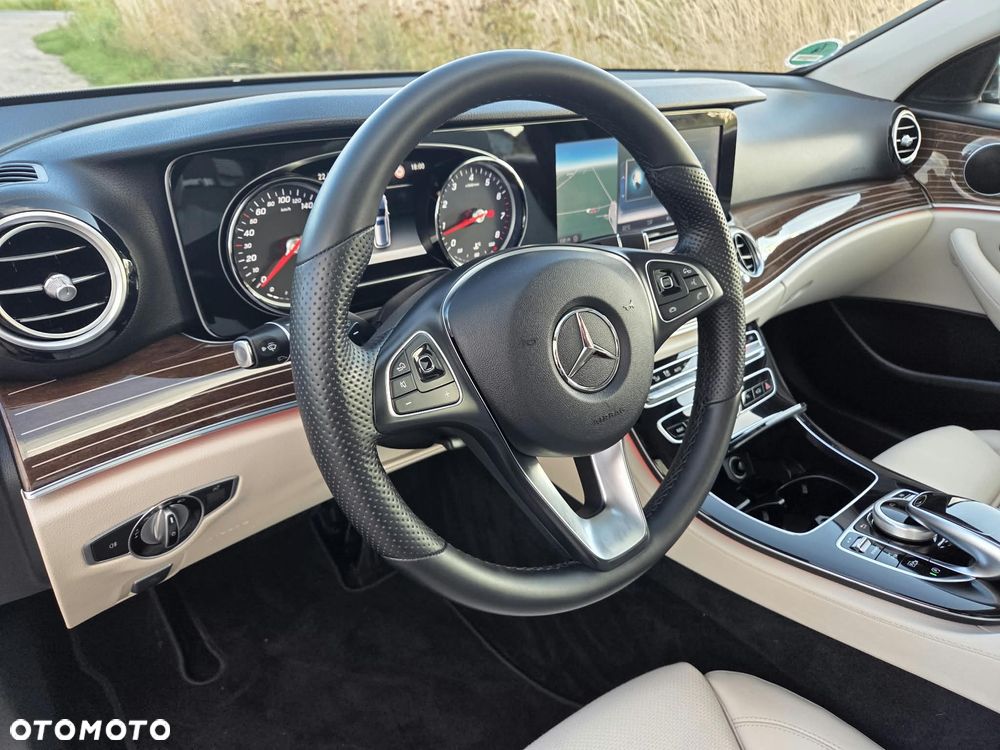 Mercedes-Benz Klasa E 200 9G-TRONIC Avantgarde - 6