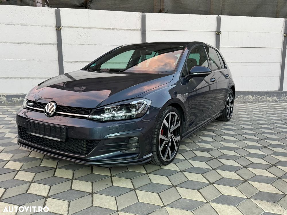 Volkswagen Golf 2.0 TDI DPF BMT GTD - 4