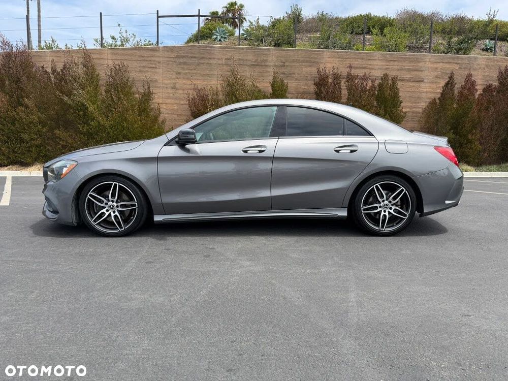 Mercedes-Benz CLA - 5