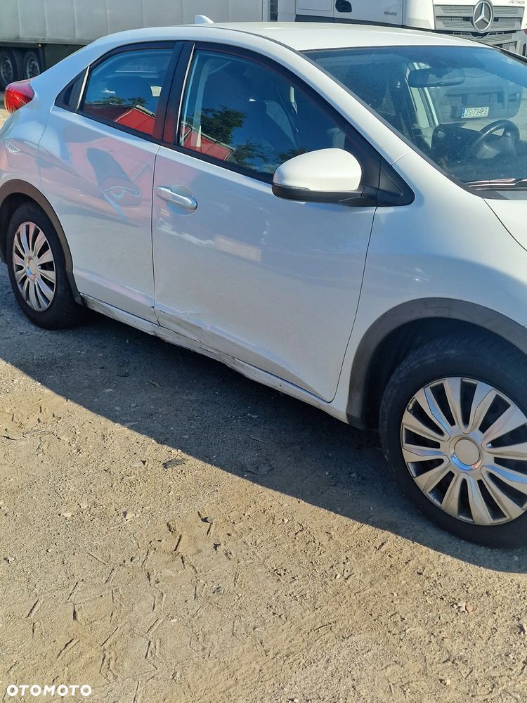 Honda Civic 1.6 i-DTEC Style Edition - 6