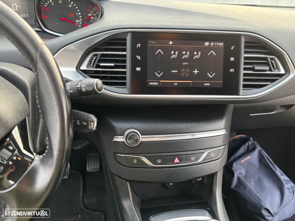 Peugeot 308 SW 1.5 BlueHDi Style - 10