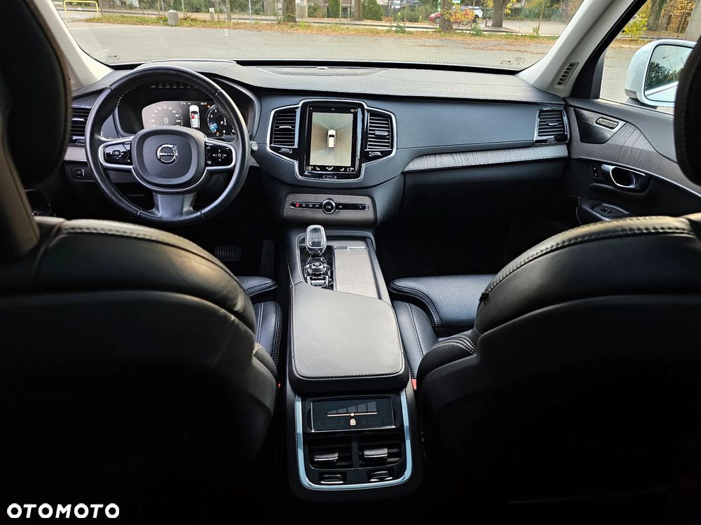Volvo XC 90 - 16