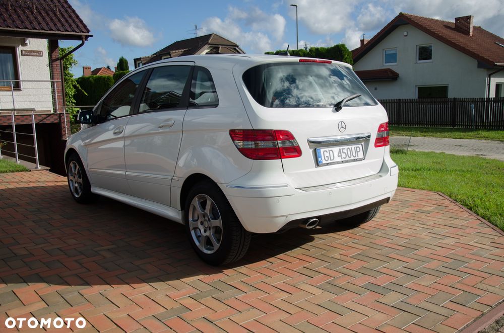 Mercedes-Benz Klasa B 200 CDI Autotronic - 5