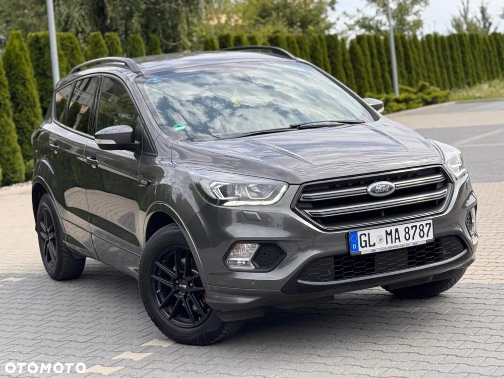 Ford Kuga 1.5 EcoBoost 2x4 ST-Line - 10