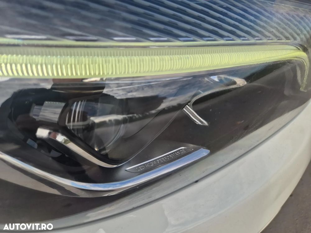 Mercedes-Benz A 180 (BlueEFFICIENCY) 7G-DCT - 21