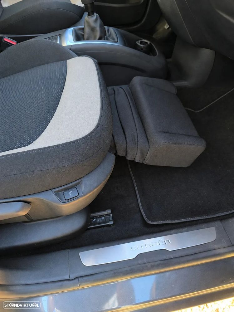Citroën C4 Picasso 1.6 e-HDi Exclusive - 16