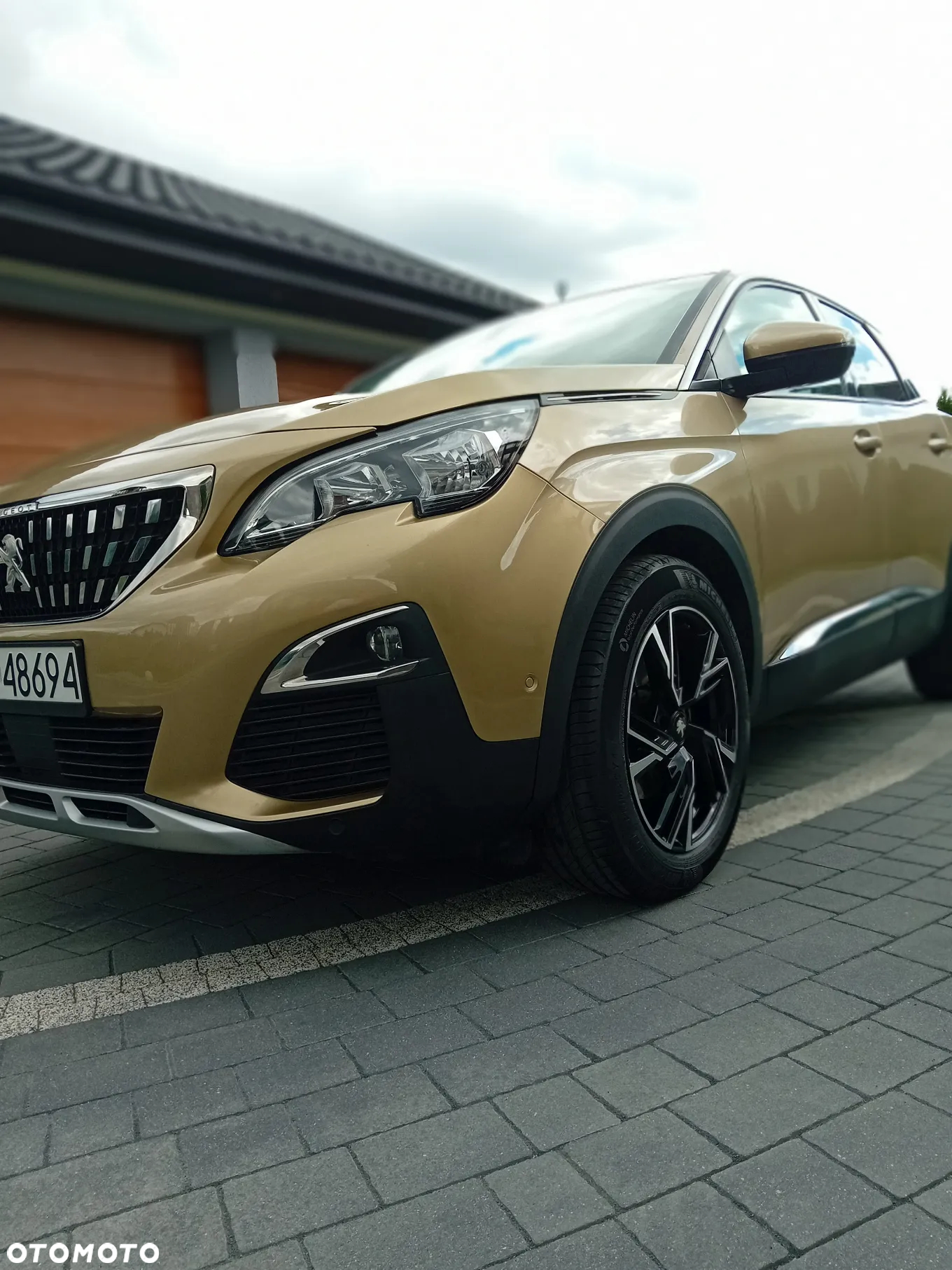 Peugeot 3008 1.6 BlueHDi Active S&S EAT6 - 10
