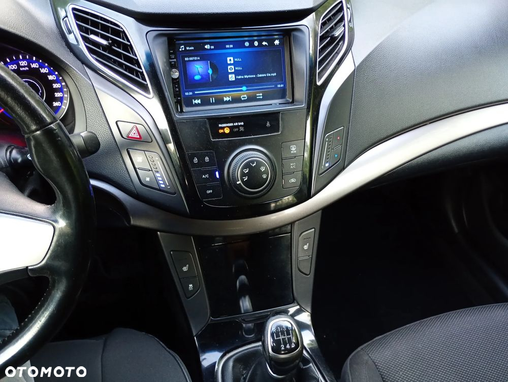 Hyundai i40 i40cw 1.7 CRDi blue Style - 5