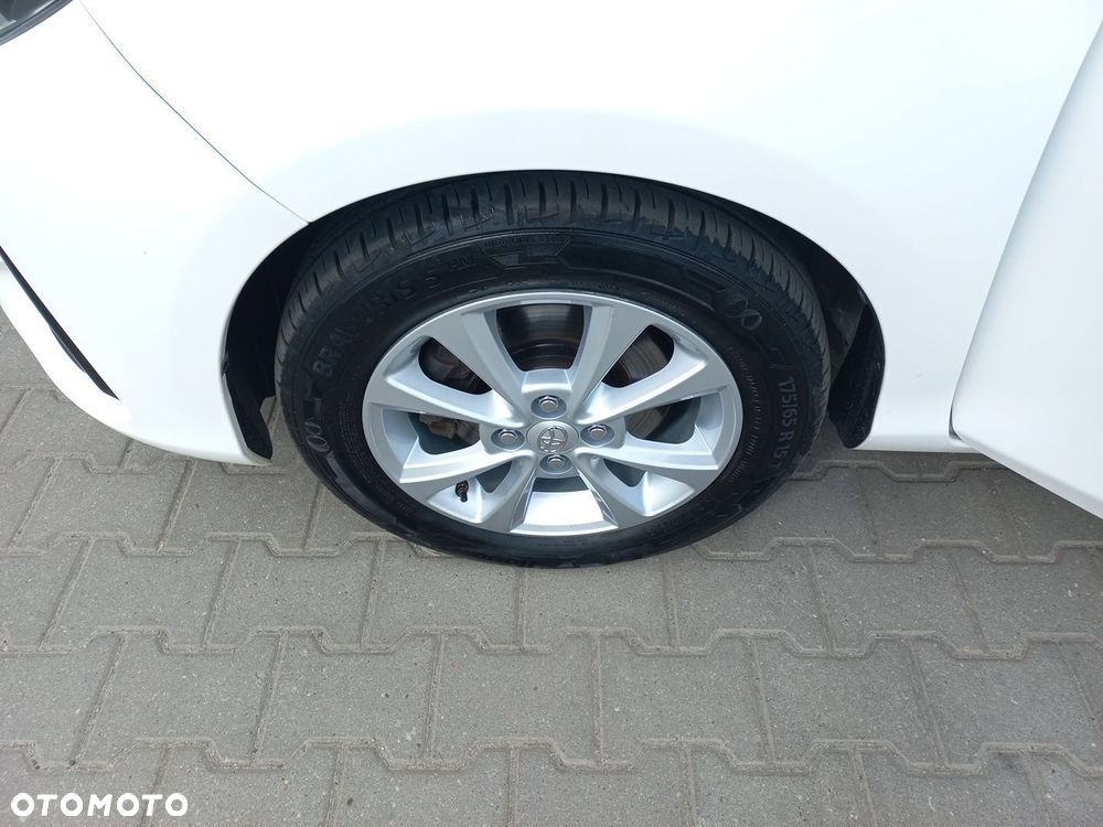 Toyota Yaris - 9