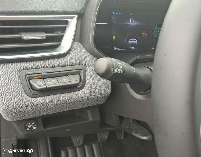 Renault Clio 1.0 TCe Techno Bi-Fuel - 11