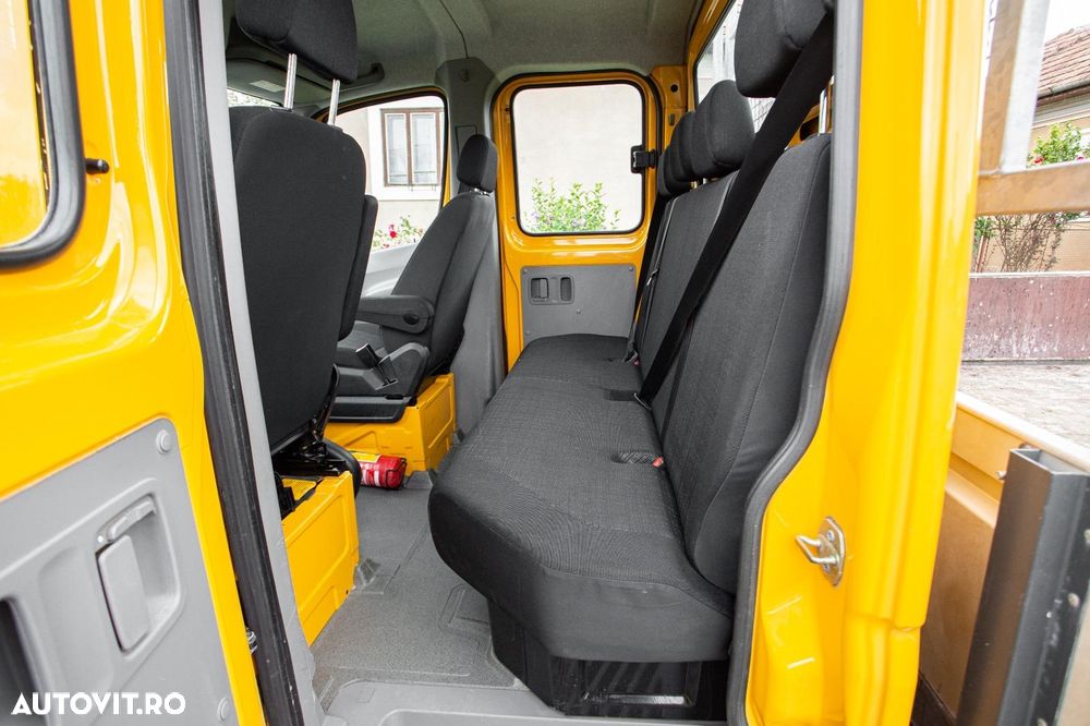 Mercedes-Benz Sprinter - 24