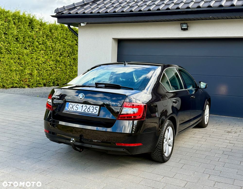 Skoda Octavia 2.0 TSI DSG Ambition - 22
