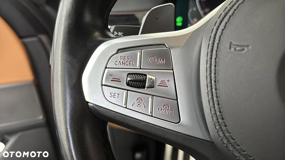 BMW Seria 7 730d xDrive mHEV sport - 30