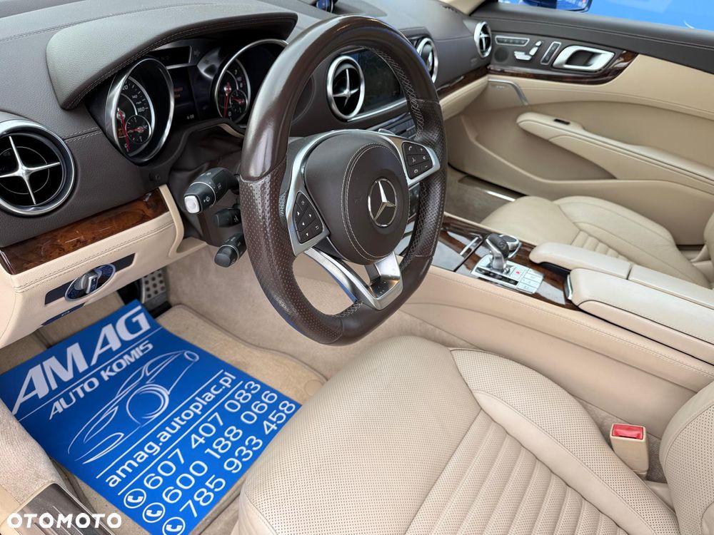 Mercedes-Benz SL - 16