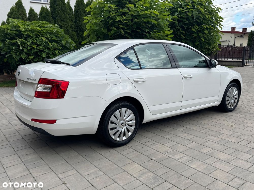 Skoda Octavia 1.6 TDI Ambiente - 6