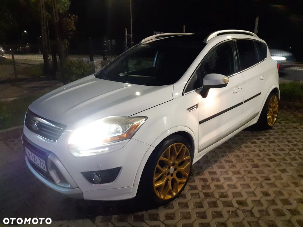 Ford Kuga - 23