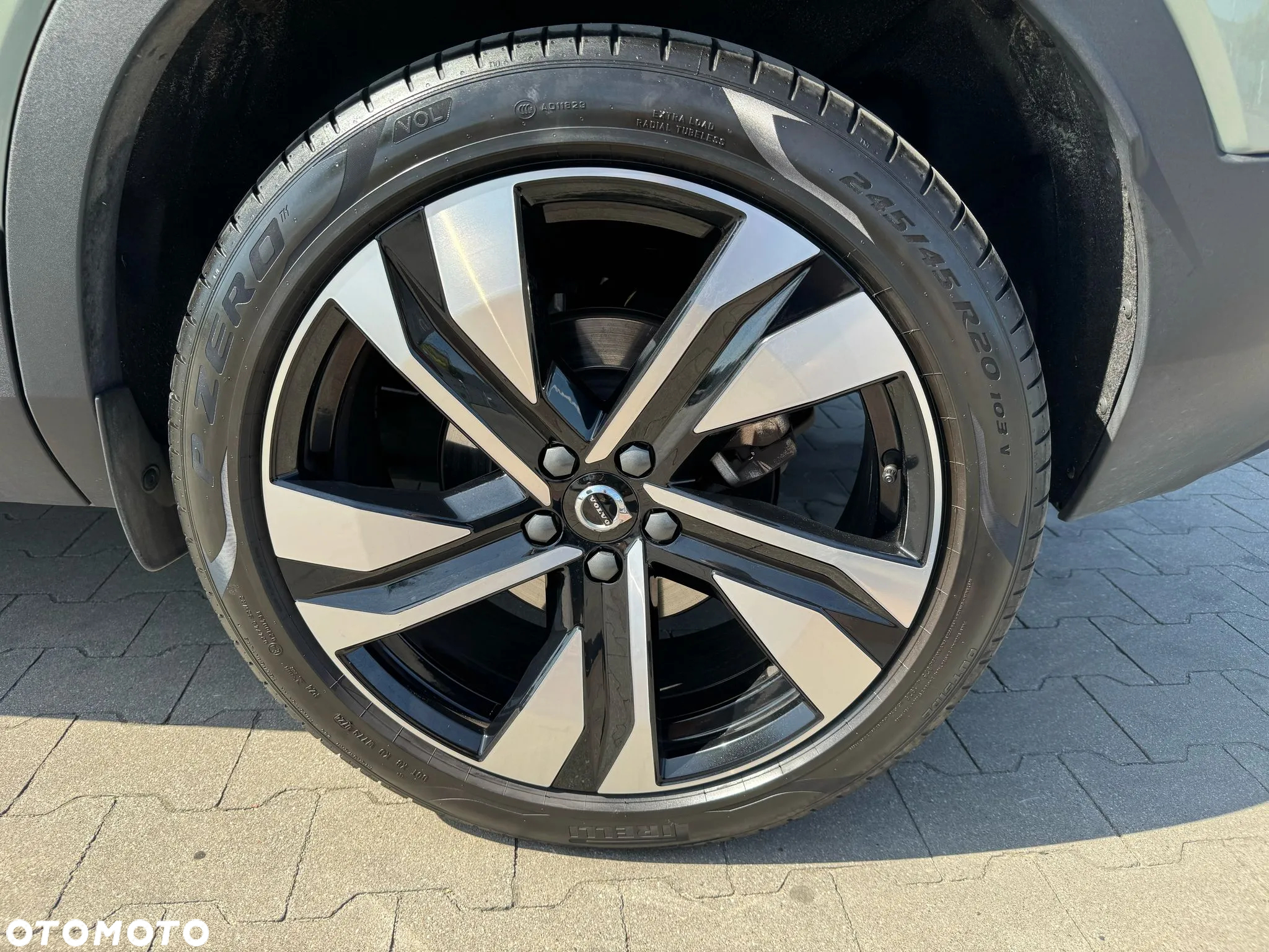 Volvo XC 40 B4 Ultimate Dark - 16