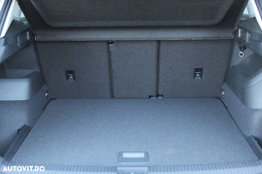 Volkswagen Tiguan - 22