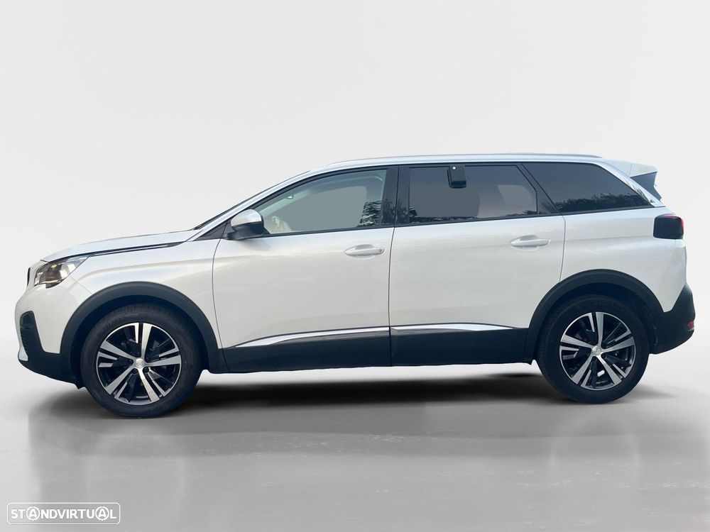Peugeot 5008 2020 photo 2