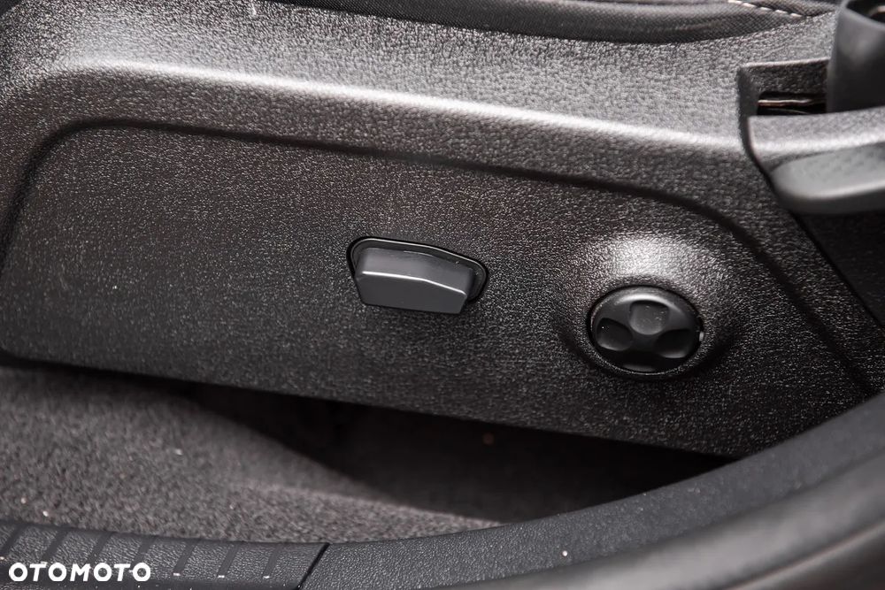 Fiat Freemont 2.0 Multijet 16V DPF Automatik Allrad Black Code - 18