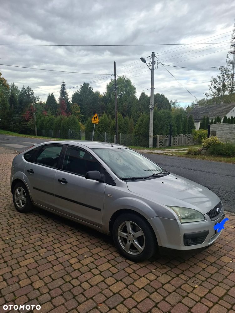 Ford Focus - 1